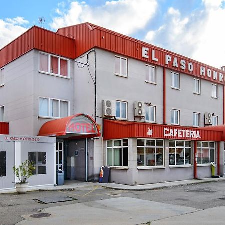 Hotel El Paso Honroso Оспиталь-де-Орбиго Экстерьер фото