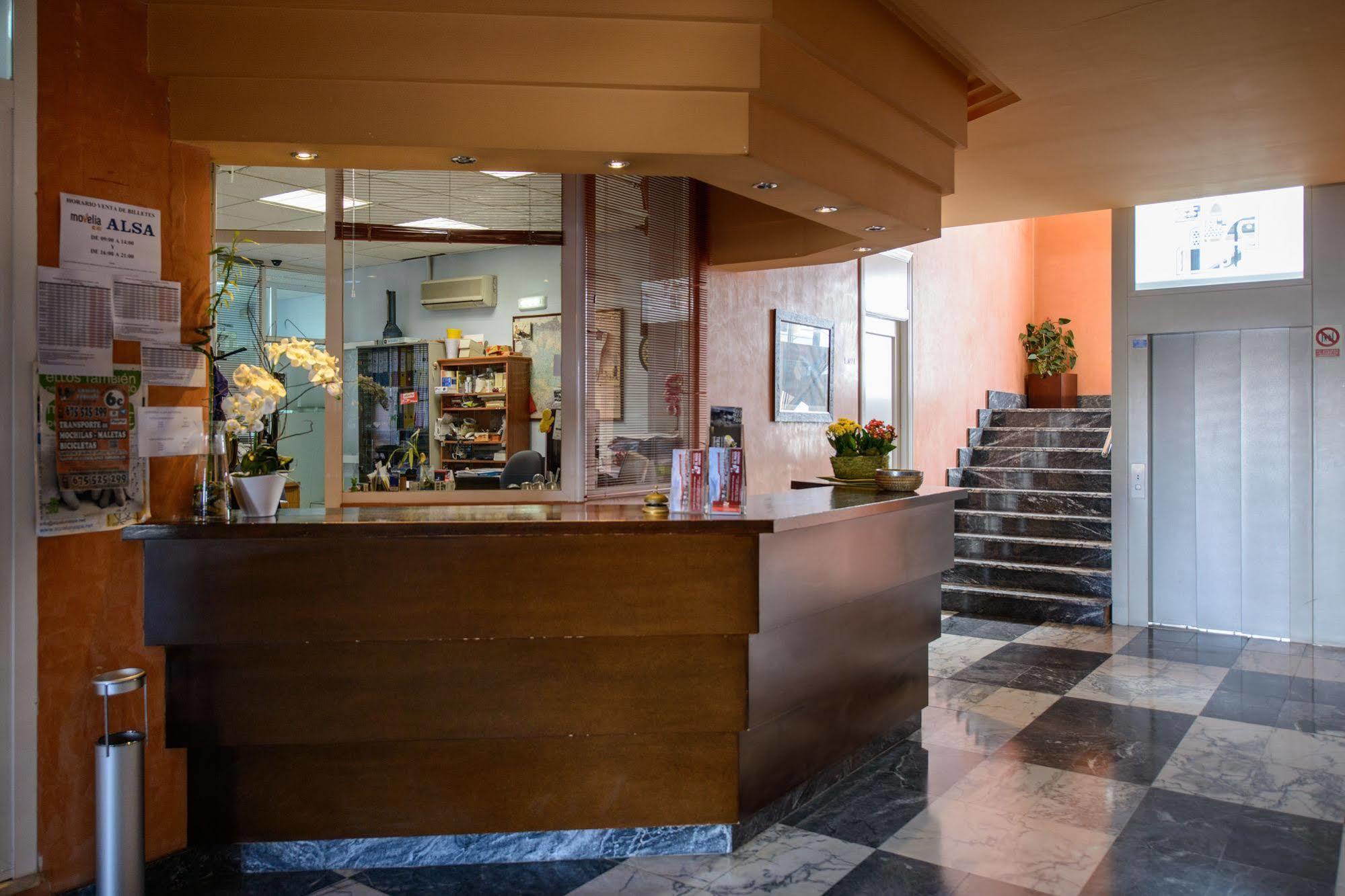 Hotel El Paso Honroso Оспиталь-де-Орбиго Экстерьер фото